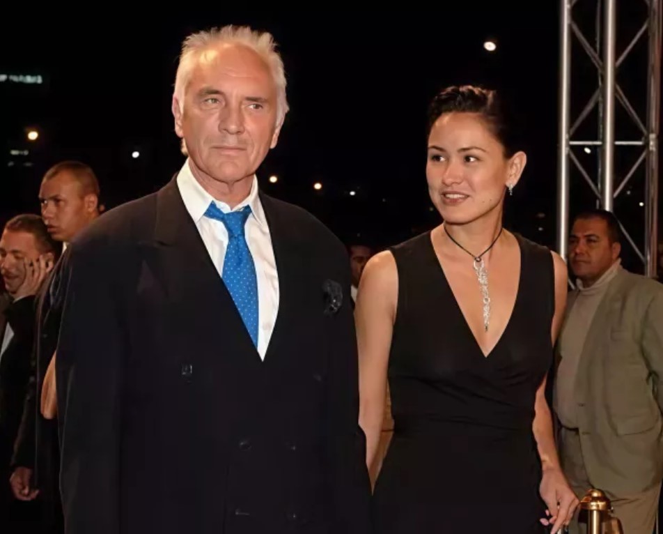 Elizabeth O’Rourke: The Australian Pharmacist Who Became Terence Stamp’s Unexpected Wife