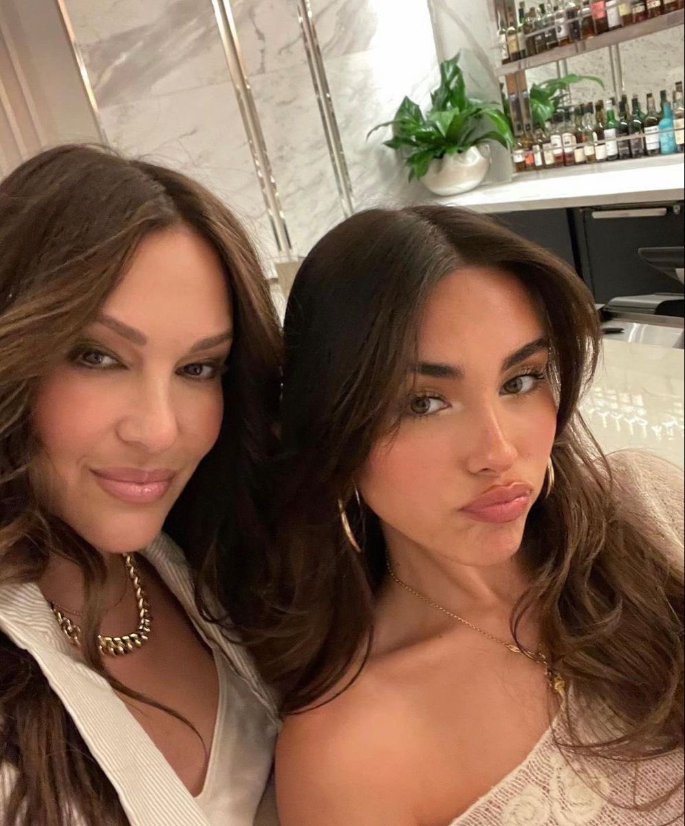 Tracie Beer Contour Hanger Inventor & Madison Beer’s Mom: The Story Behind the Name