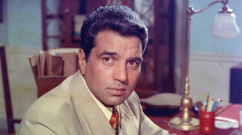 Dharmendra Cause of Death: Veteran Actor Dies at 89 — Live Updates & Tribute