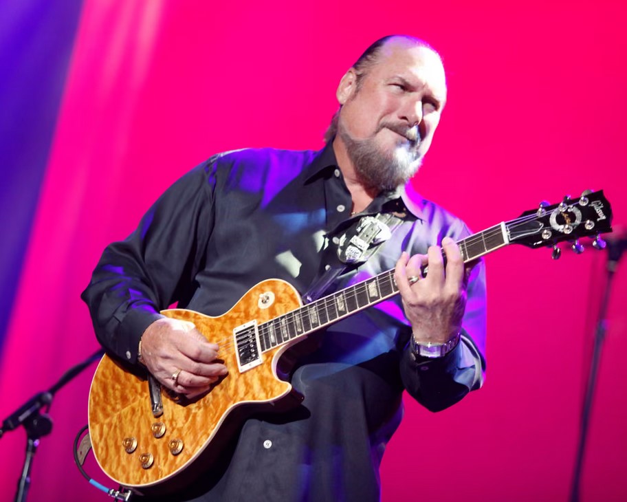 Steve Cropper Biography: Legendary Booker T & the MGs Guitarist Dies at 84 (Cause of Death)