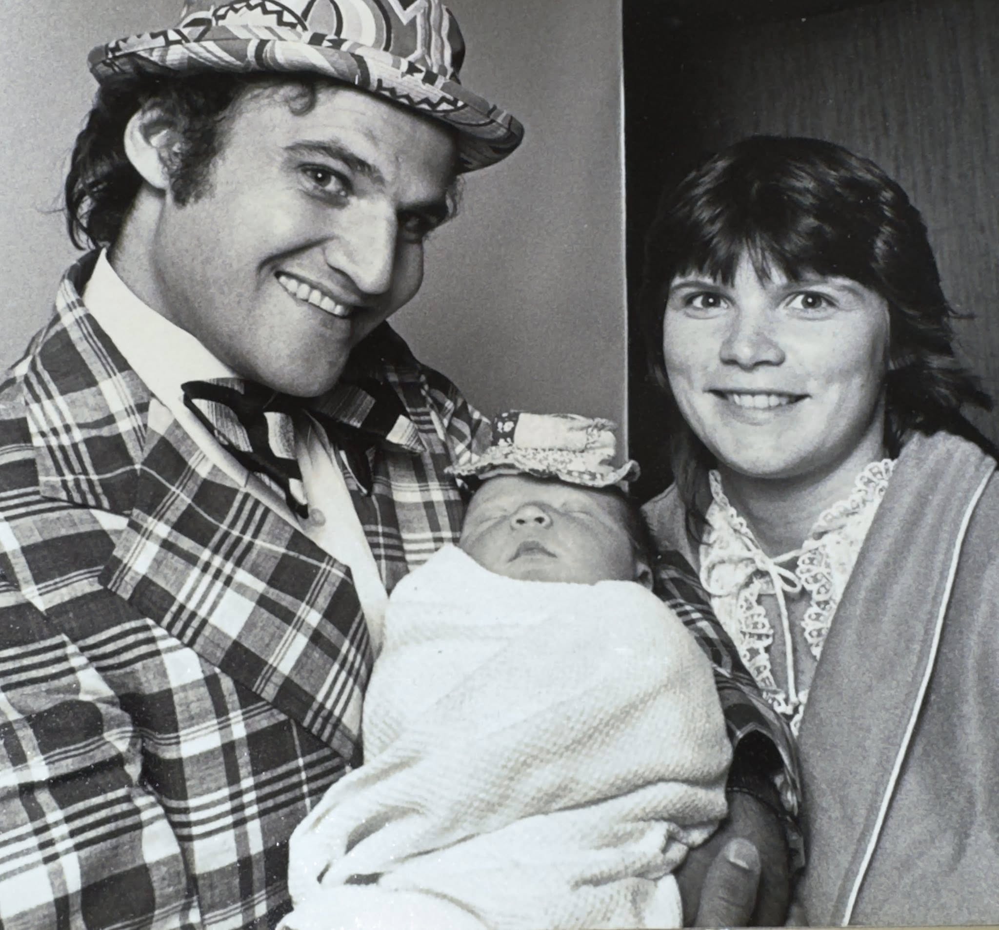 Who Is Lisa Vitale Vivino? The Life of Uncle Floyd’s Wife — As the Legendary Comedian Dies at 74