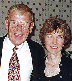 Beth Barcus Holtz: The Devoted Wife Behind Lou Holtz’s Legacy — Remembering Her Life as the Legendary Coach Dies at 89