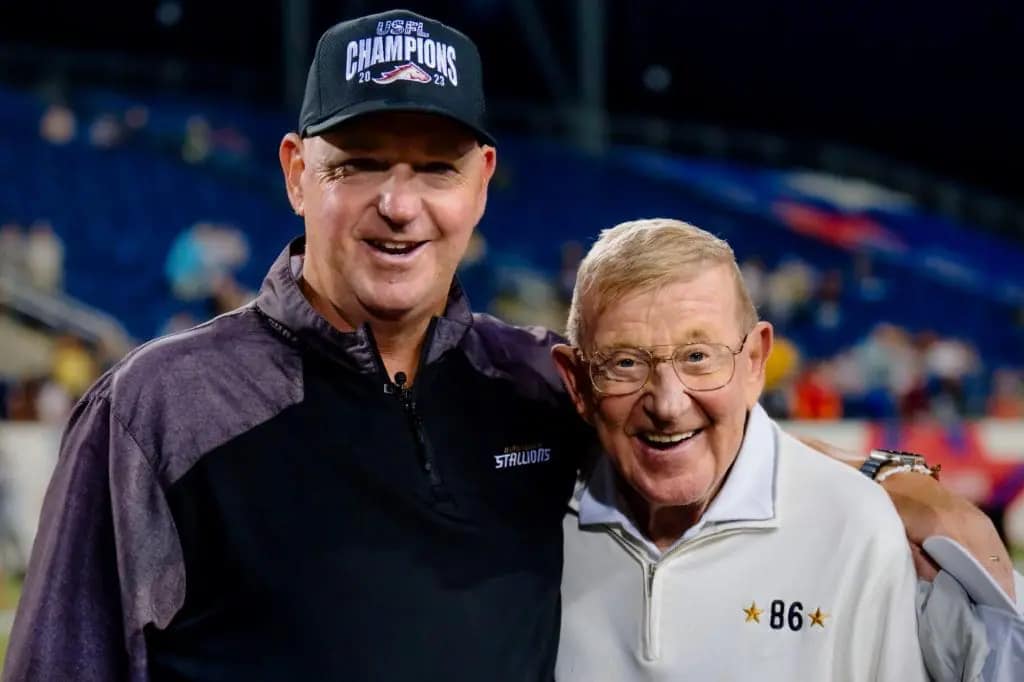 Who Is Skip Holtz? Inside the Life of Lou Holtz’s Son and Championship Coach After the Legendary Notre Dame Coach’s Death